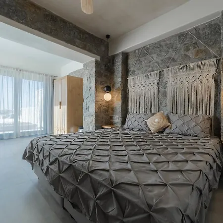 Naxos Privilege Villa *