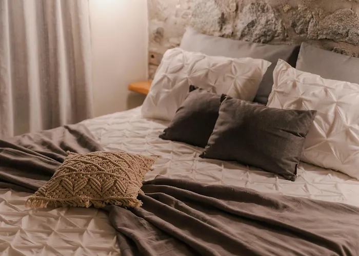 Naxos Privilege Willa