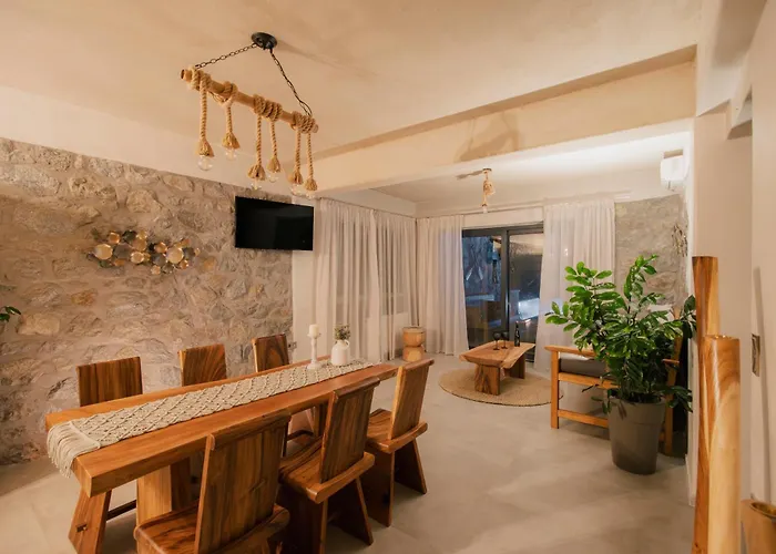 Naxos Privilege * Agia Anna (Naxos)